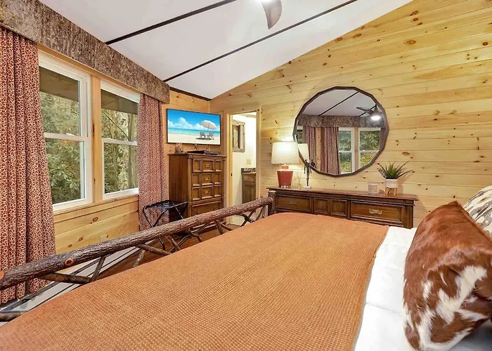 Amazing Treehouse Chalet At Sugar Mountain Resort